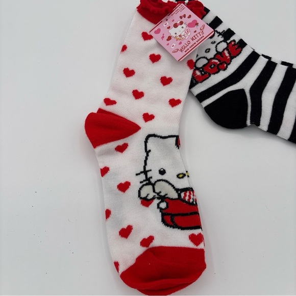 HELLO KITTY MID-CREW SOCKS SHOE SIZE 4-10 SET OF 2 RED & BLACK - Picture 5 of 9